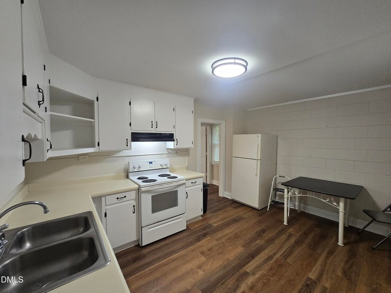 5900 Donnybrook Dr - Photo 3 of 16