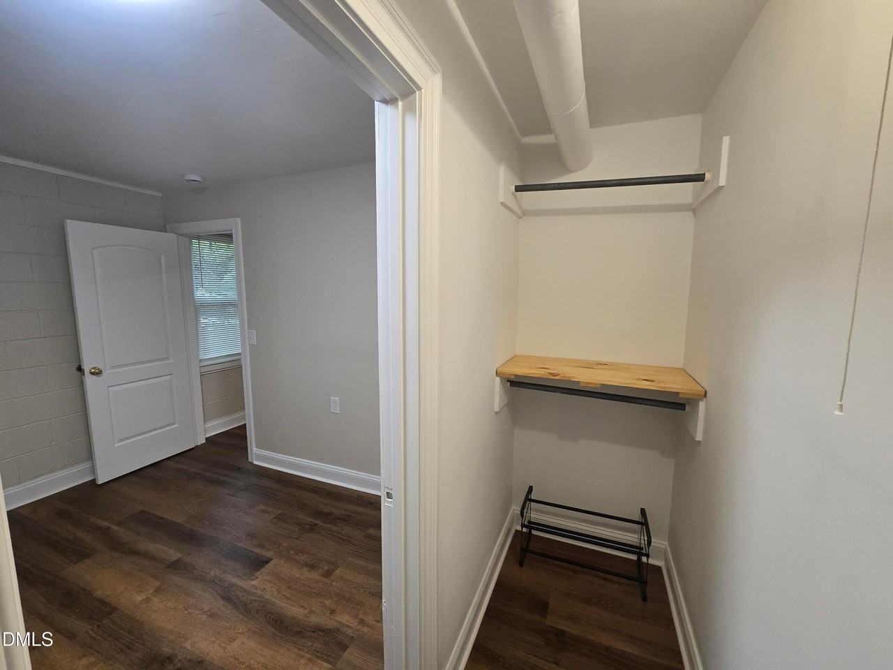 5900 Donnybrook Dr - Photo 6 of 16