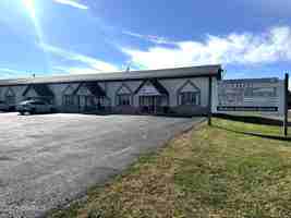 featured image of 589 E 7th St