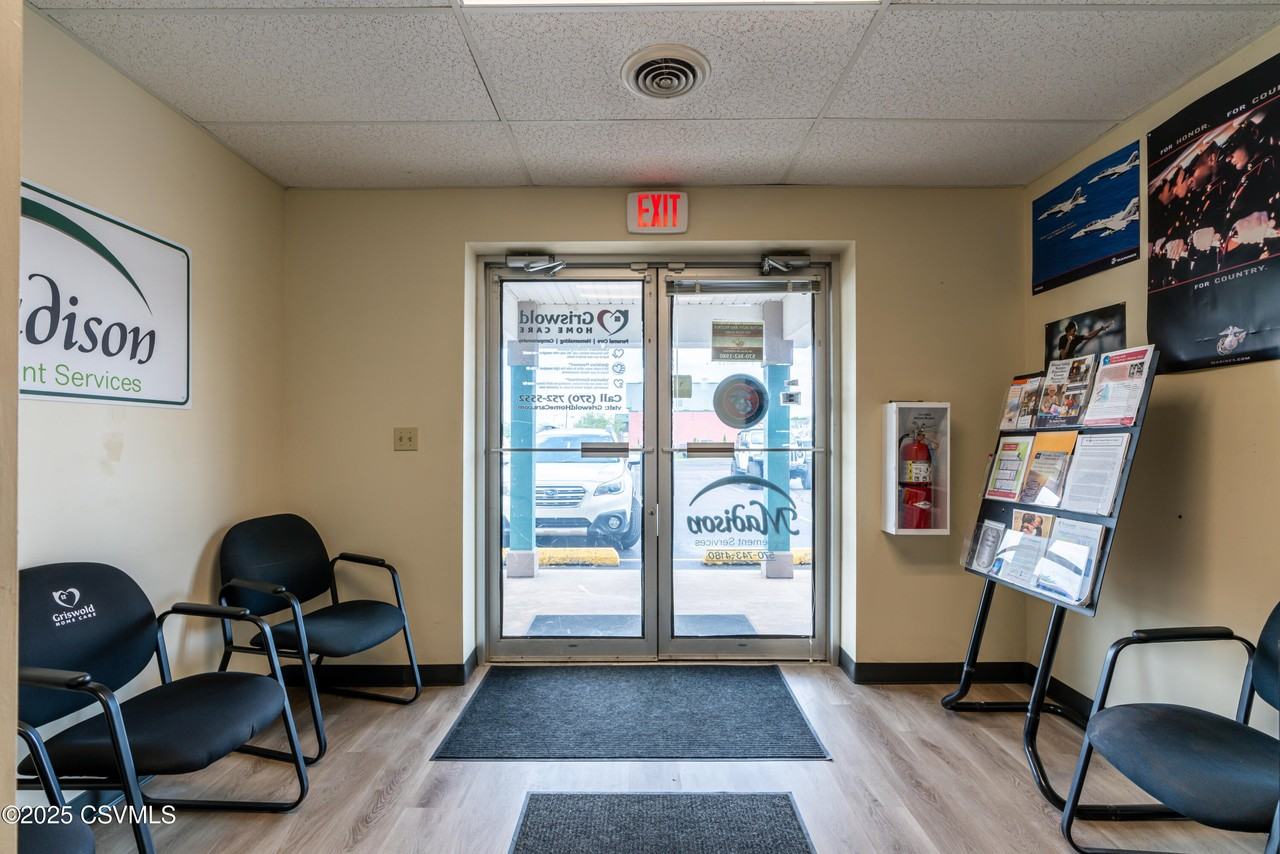 589 E 7th St - Photo 2 of 14