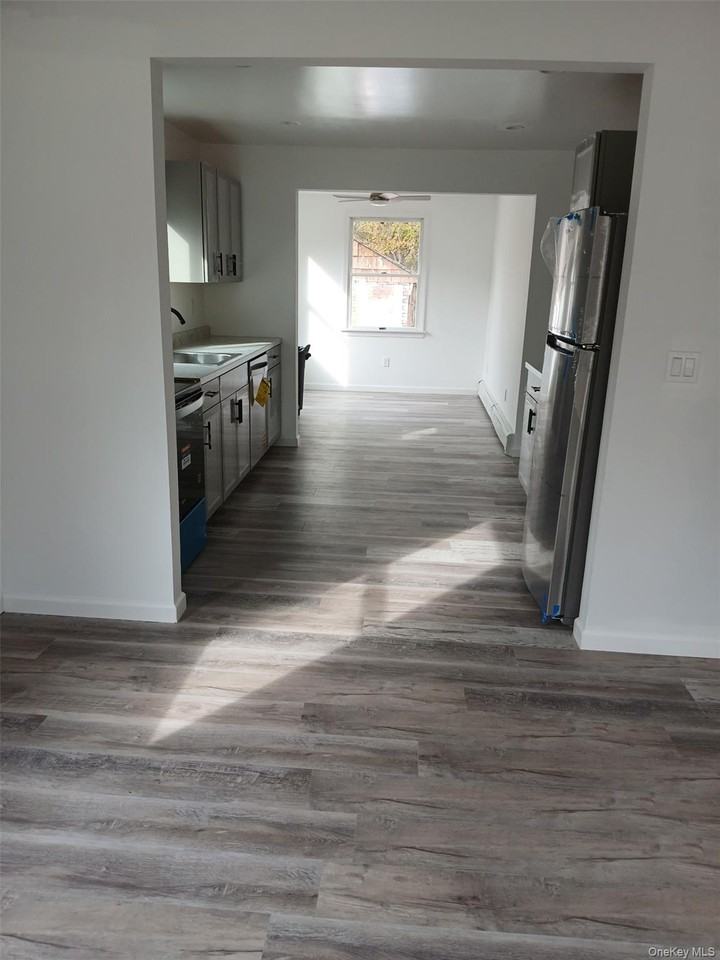 49 Swezey Street - Photo 3 of 12