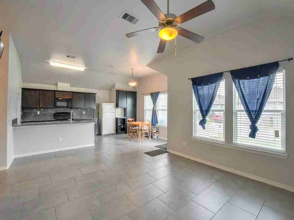 3635 Wl Breeding Dr - Photo 3 of 18