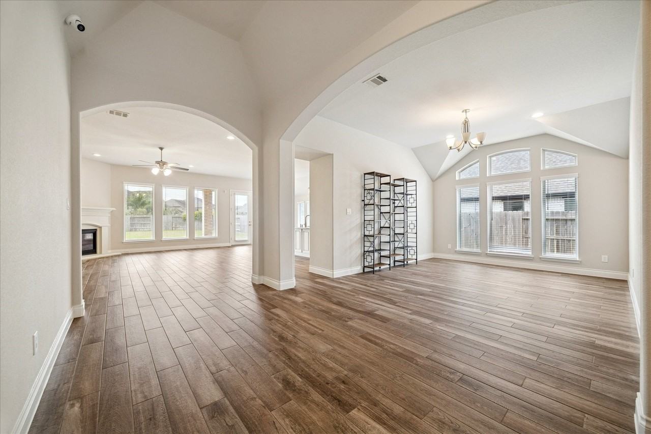 1816 Opal Field Ln - Photo 3 of 25