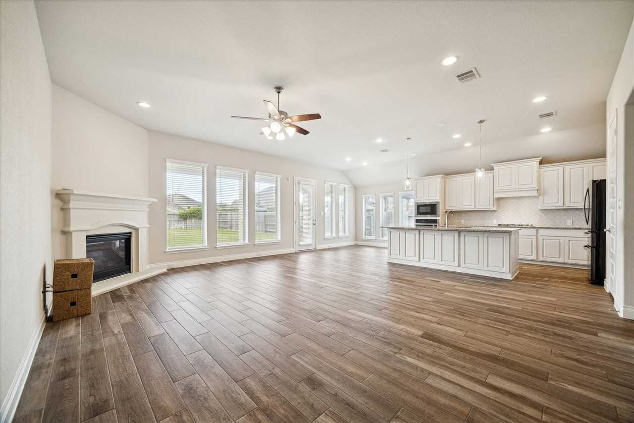 1816 Opal Field Ln - Photo 6 of 25