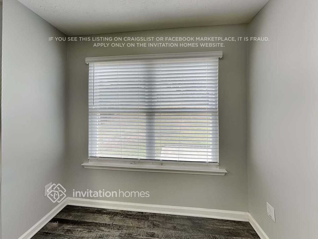 2514 Plymounth Way Southeast - Photo 7 of 19