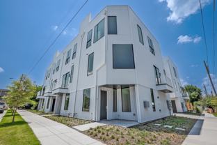 4322 Roseland Ave #9 - Photo 1 of 1