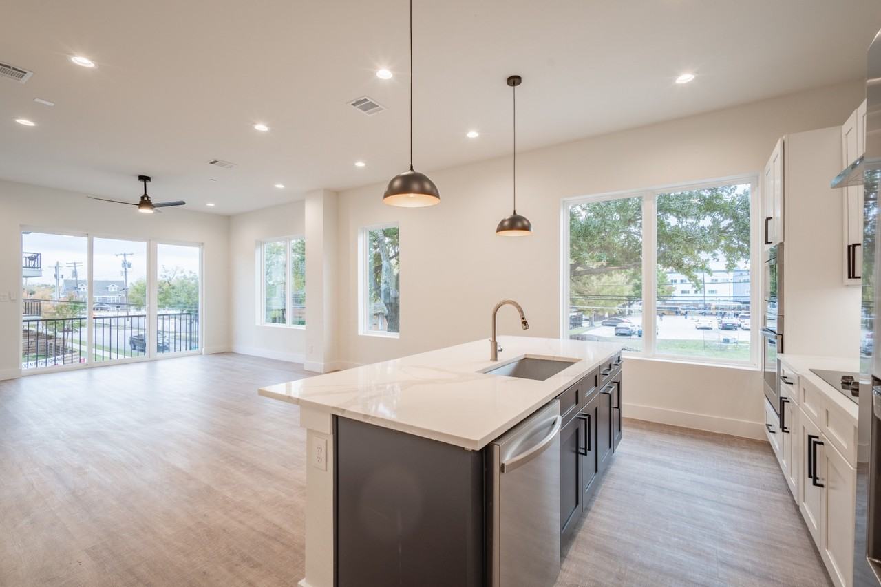 1614 N Fitzhugh Ave #106 - Photo 5 of 37