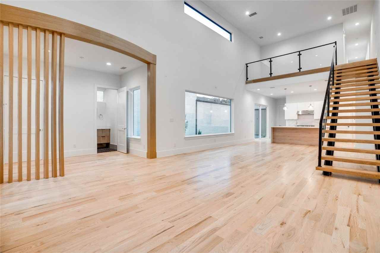 3321 Walchard Court - Photo 7 of 47