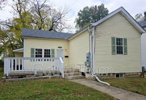 featured image of 4723 Peabody Ave #01