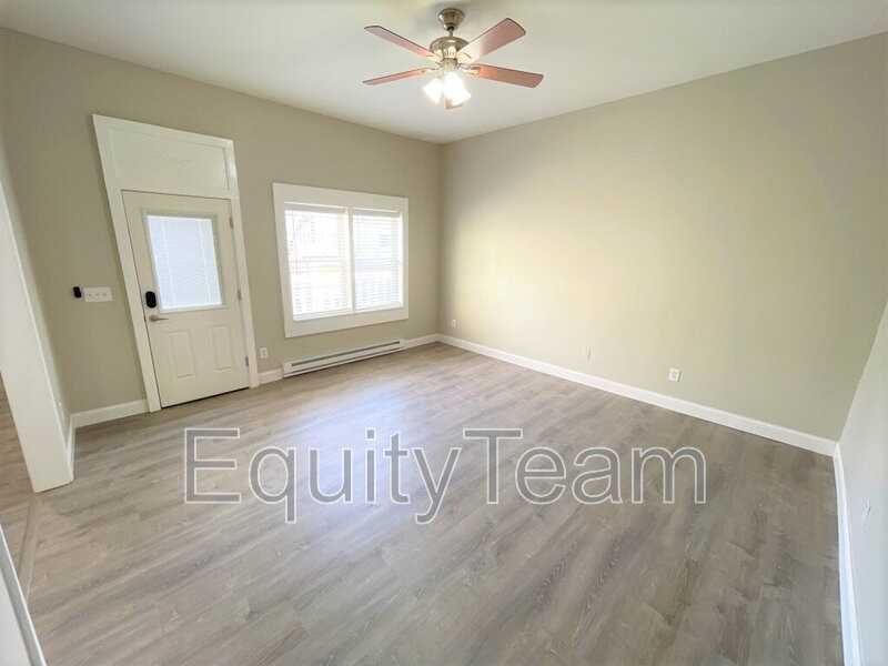 4723 Peabody Avenue #01 - Photo 3 of 8