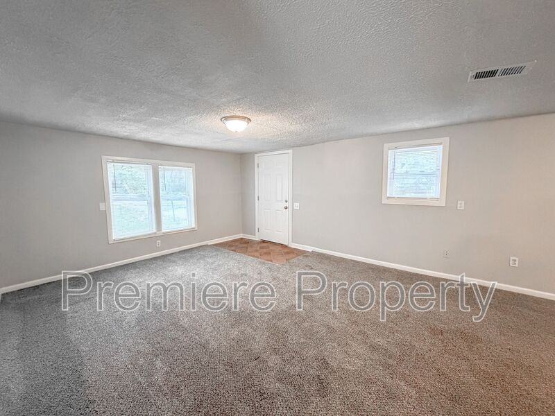 2409 Mc Kinley Avenue - Photo 2 of 12