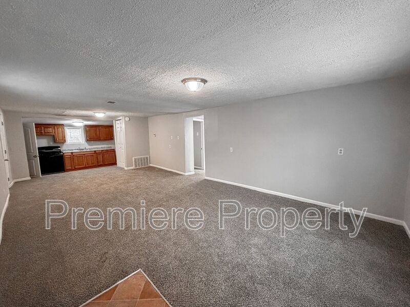 2409 Mc Kinley Avenue - Photo 3 of 12