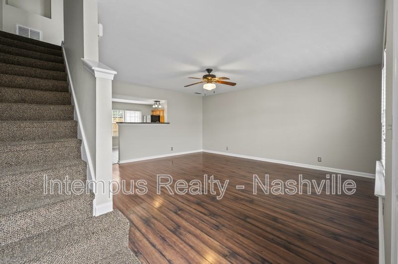 415 Shoshone Pl - Photo 2 of 26