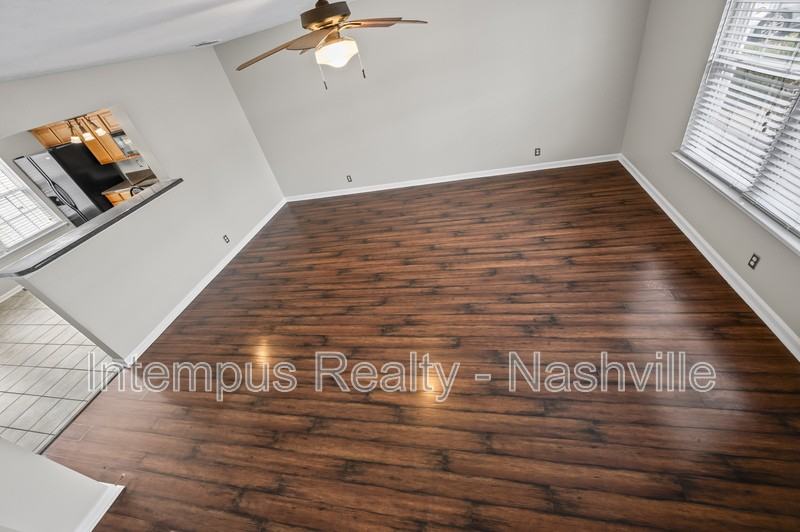 415 Shoshone Pl - Photo 5 of 26