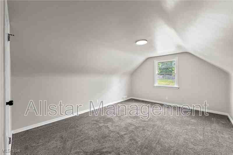 1619 Struble Avenue Northeast - Photo 3 of 24