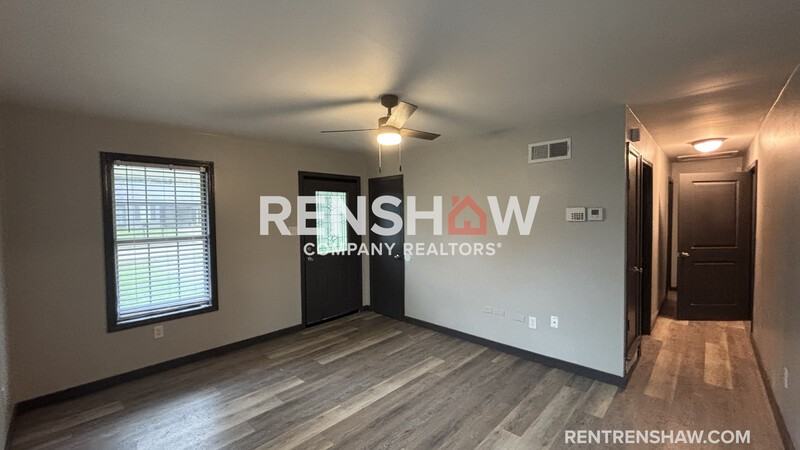 8193 Leighton Ln - Photo 2 of 18