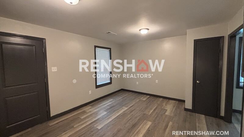 8193 Leighton Ln - Photo 3 of 18