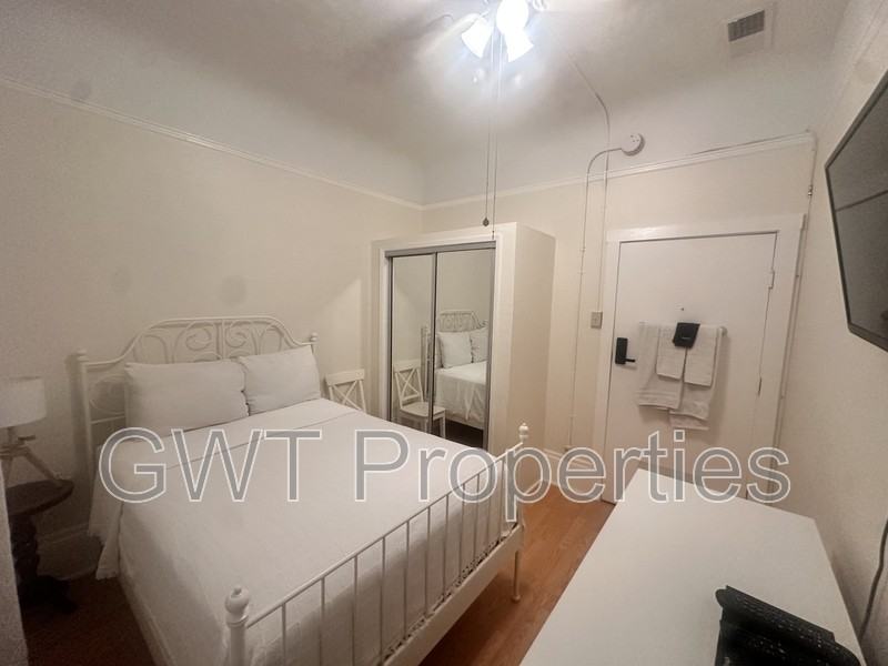 412 Hayes St - Photo 2 of 12