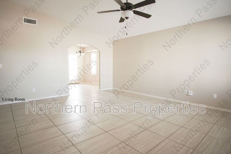 7120 Copper Town Dr - Photo 4 of 23