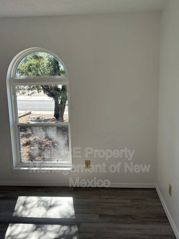 2701 Texas Street Northeast #A - Photo 3 of 18