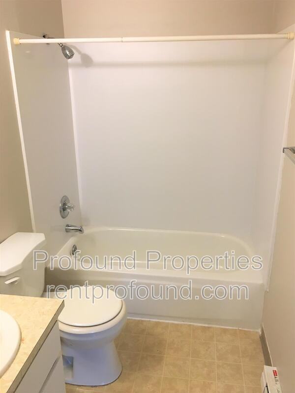 221 Southeast 12th Avenue - Photo 7 of 13