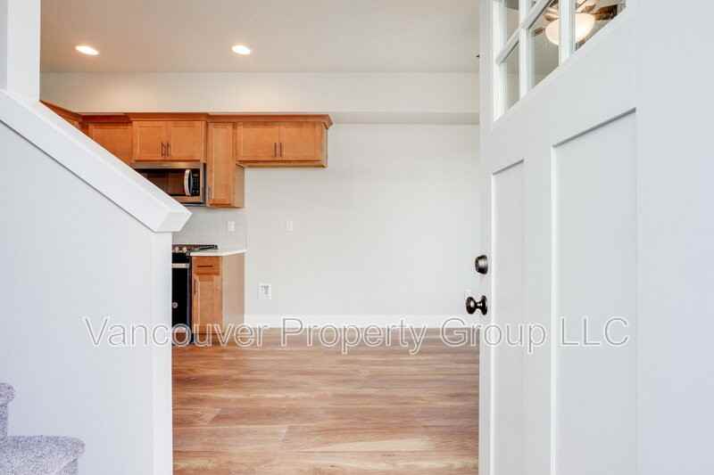 2924 Nw 16th St #A - Photo 3 of 14