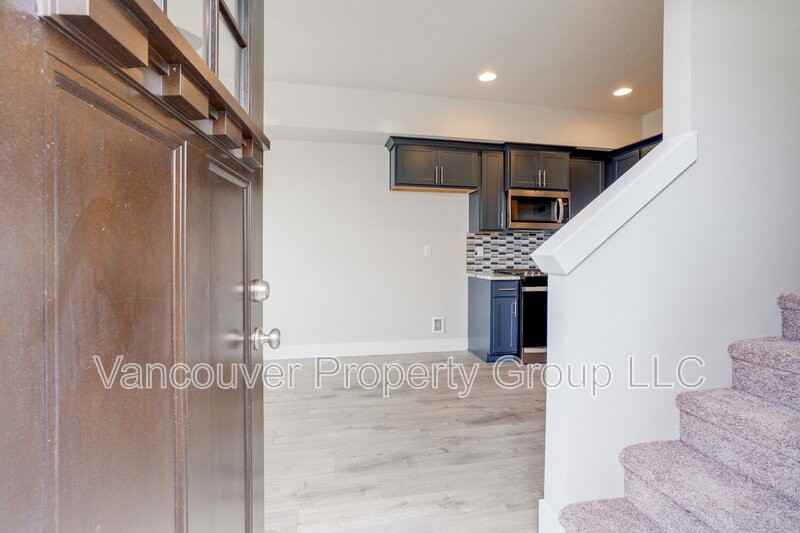 2928 Nw 16th St #A - Photo 3 of 13