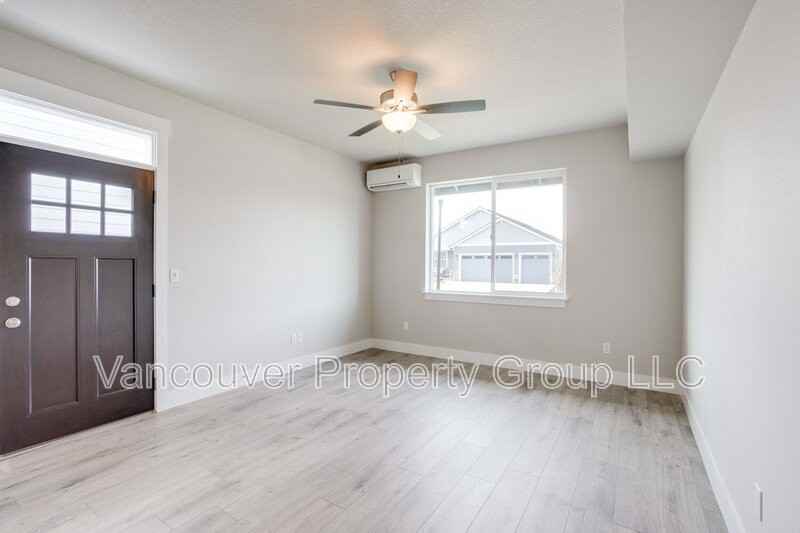 2928 Nw 16th St #A - Photo 5 of 13