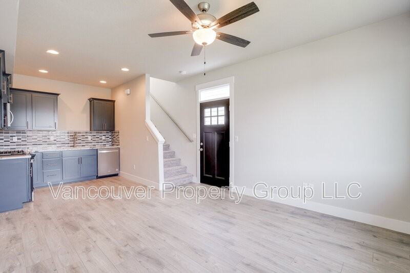 2928 Nw 16th St #A - Photo 6 of 13