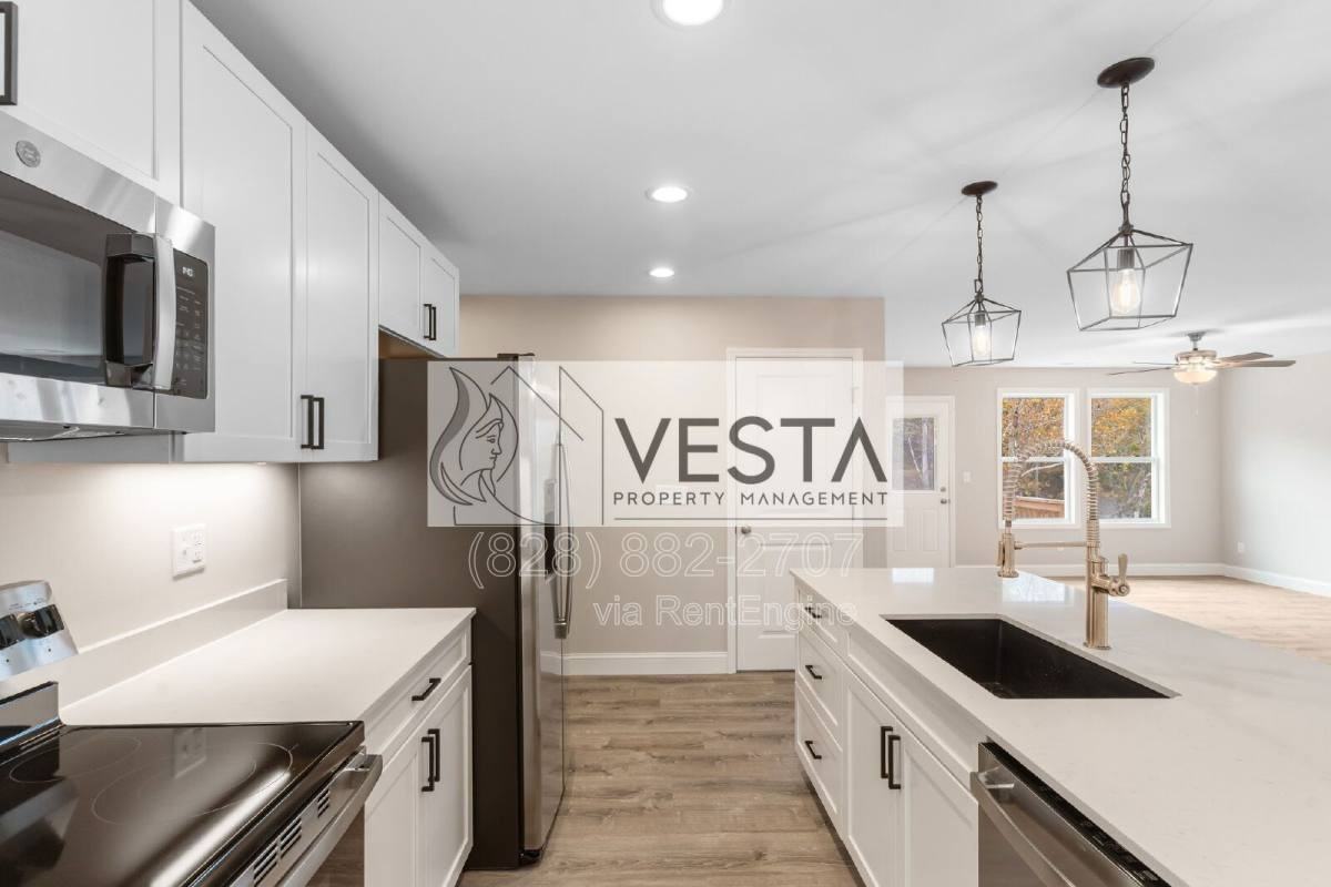 16 Meadows Town Rd - Photo 6 of 10