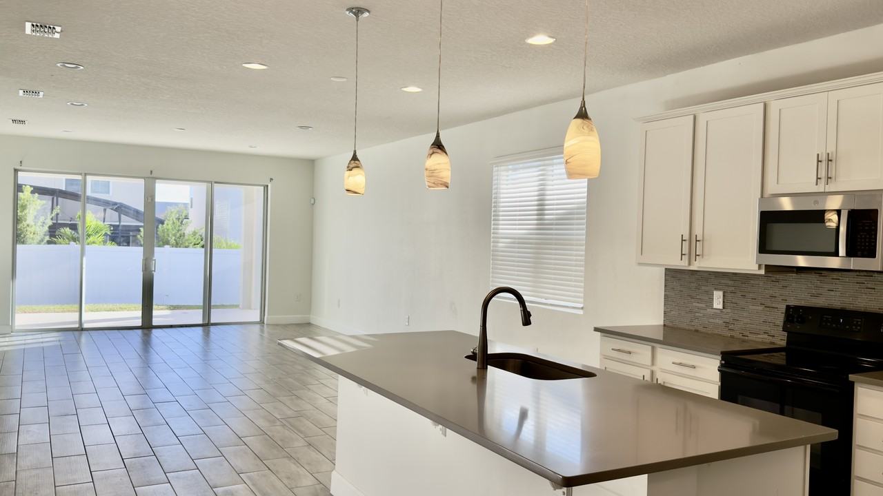 375 Buchannan Drive - Photo 6 of 27