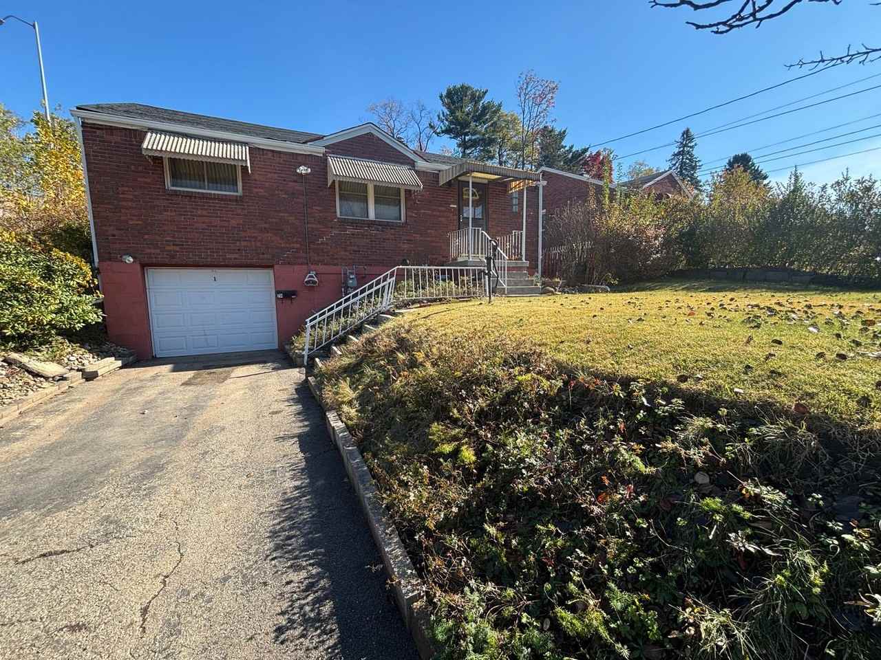 214 Mcmasters Dr - Photo 3 of 30