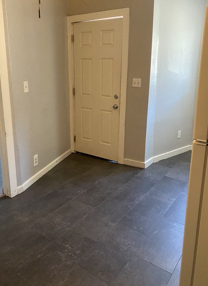 5911 Sacramento Ave - Photo 5 of 7