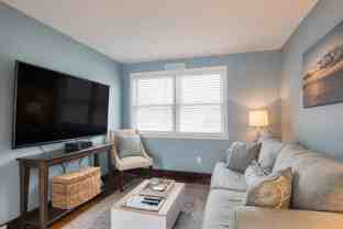 48 Foster Ave - Photo 1 of 1