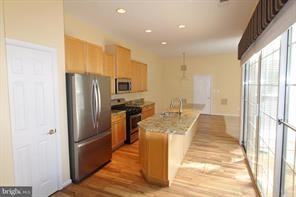 13800 Custis Sq - Photo 7 of 24