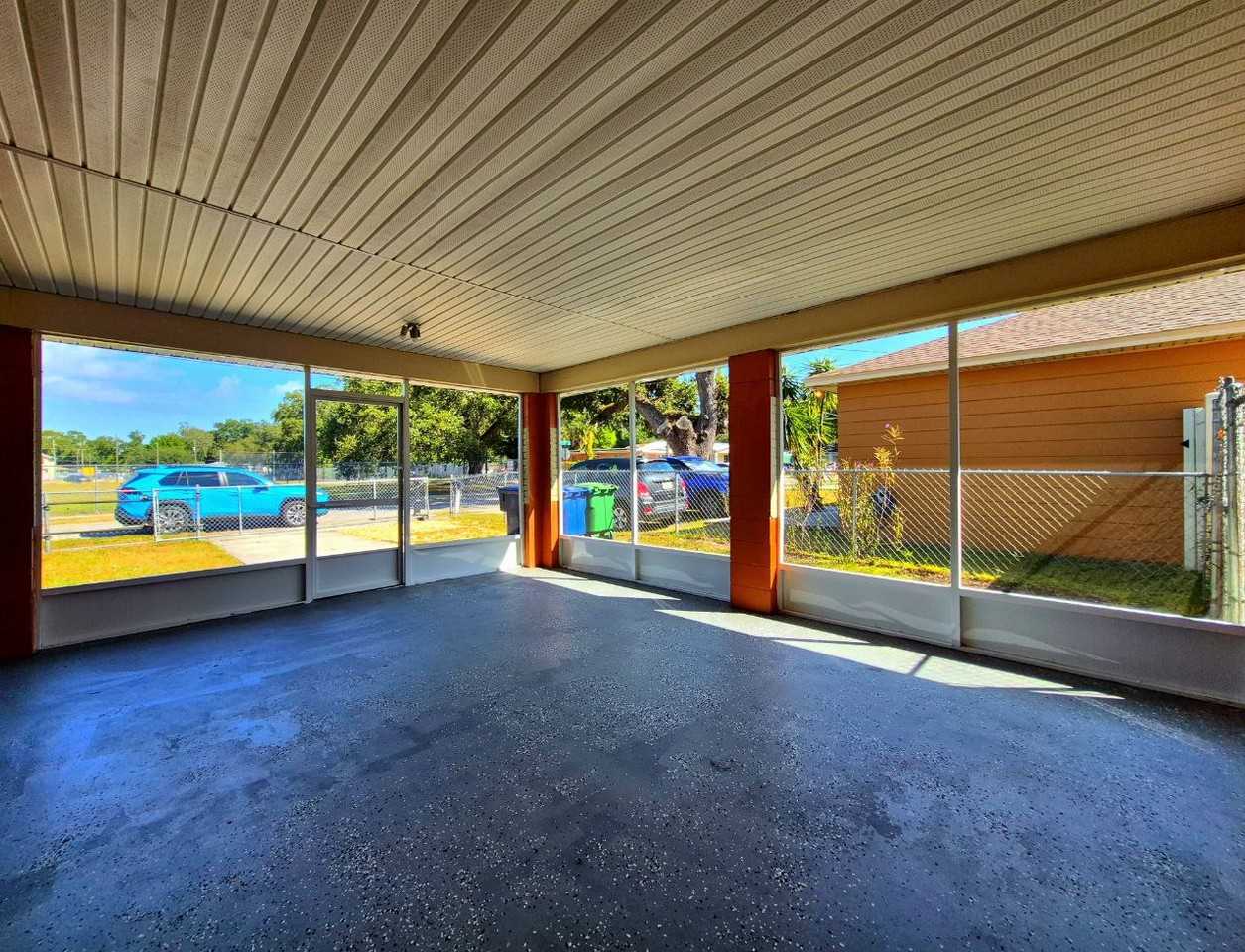 2413 East 38th Avenue - Photo 7 of 40