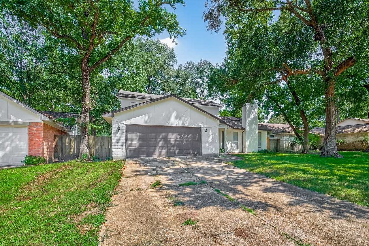 3207 Glade Springs Dr - Photo 2 of 50