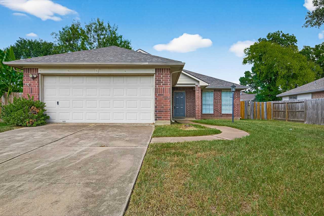 18402 Willow Moss Dr - Photo 5 of 39