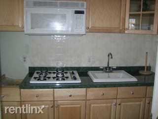 300 Ocean Ave - Photo 2 of 6