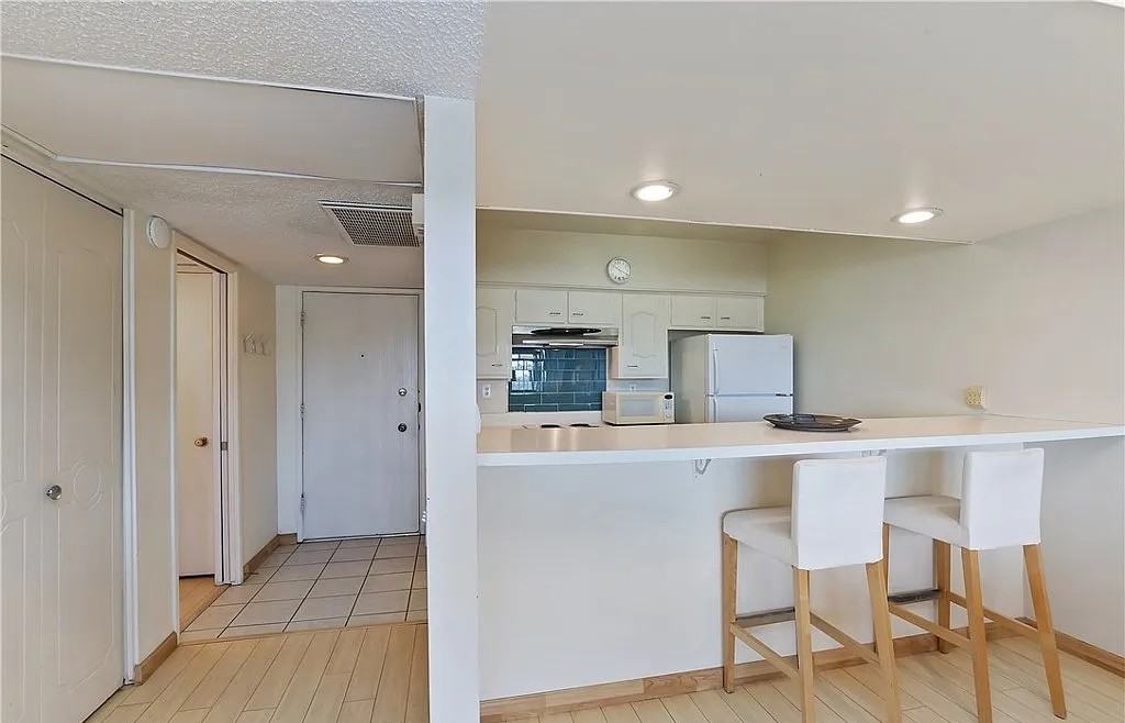 277 E Alejo Rd - Photo 7 of 22