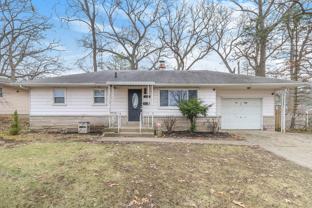 1112 N Sheridan St - Photo 1 of 1