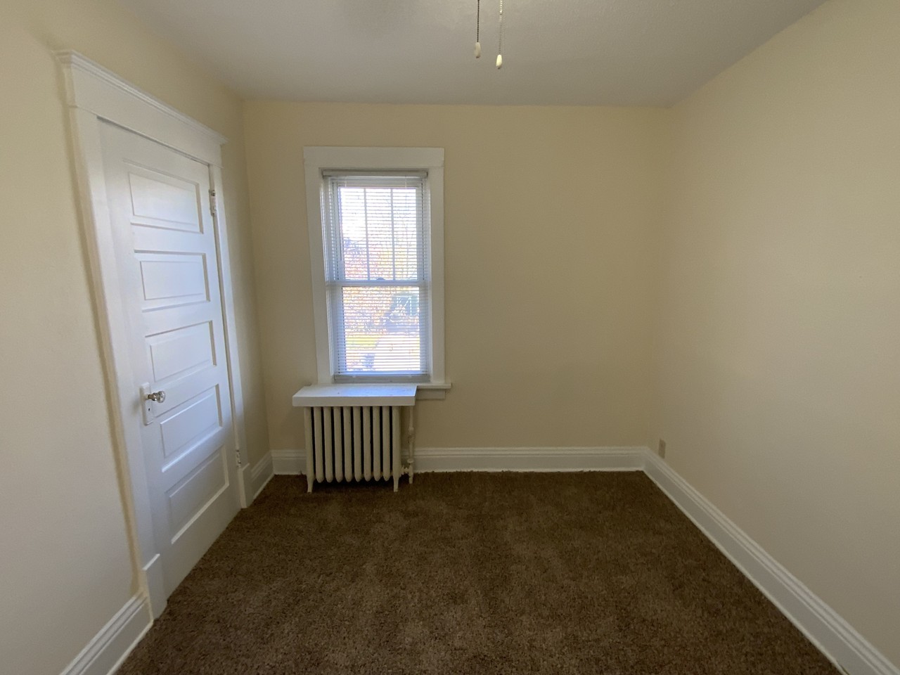 1902 Lamborn Ave - Photo 5 of 17
