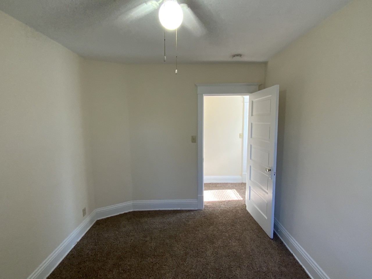 1902 Lamborn Ave - Photo 6 of 17