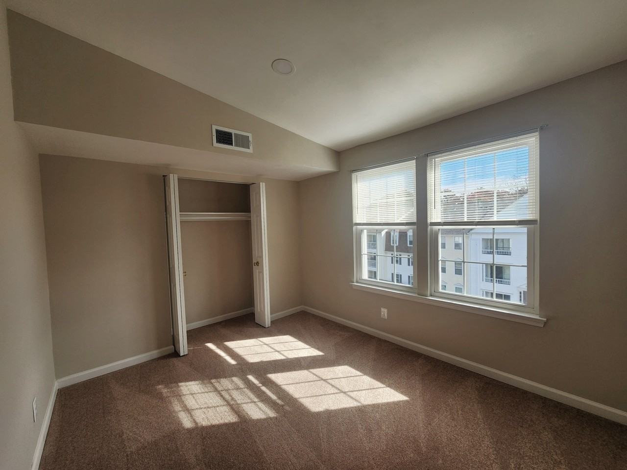 20323 Beaconfield Terrace #202 - Photo 5 of 15