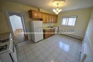 featured image of 39 Beechcroft St #3