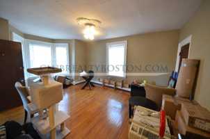featured image of 461 Cambridge St #2