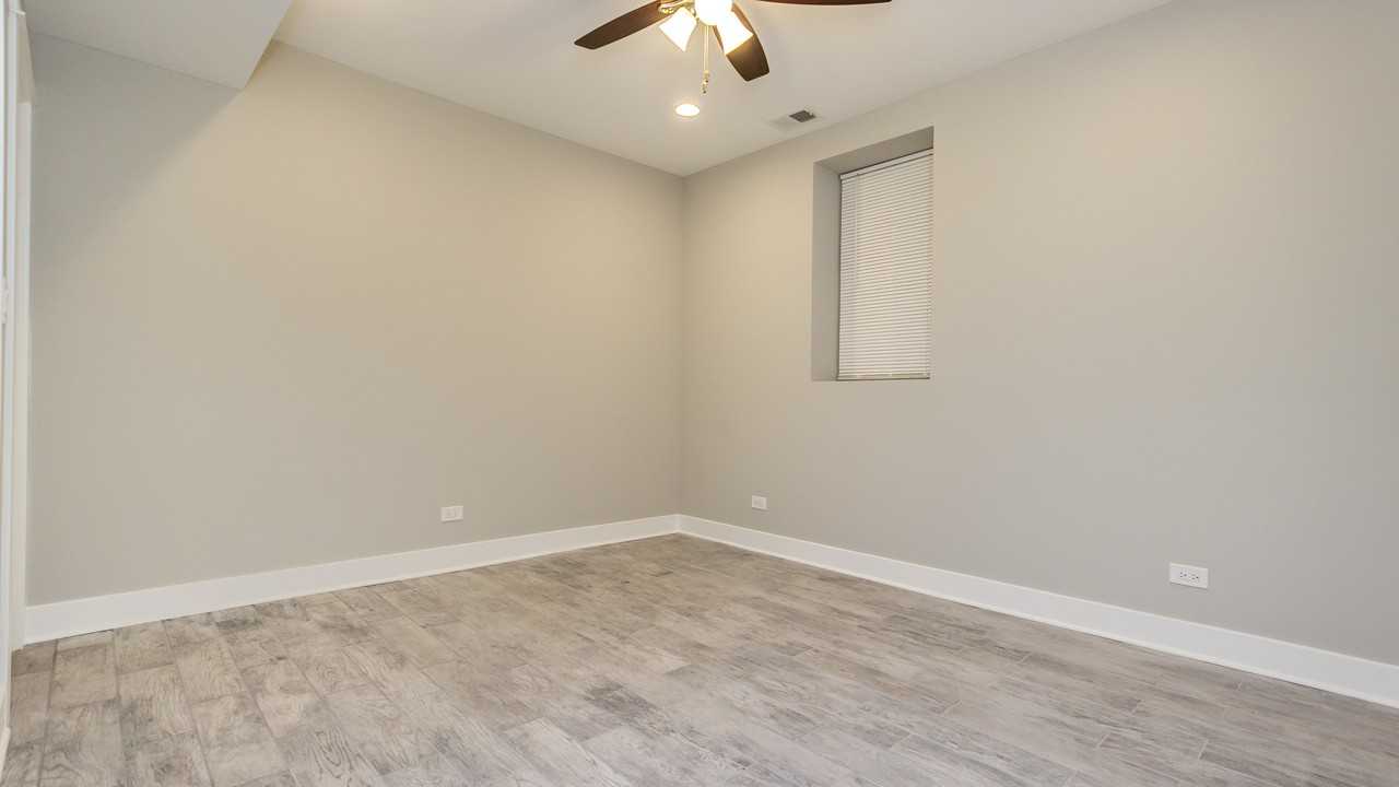 1055 N Wolcott Ave #GF - Photo 6 of 10