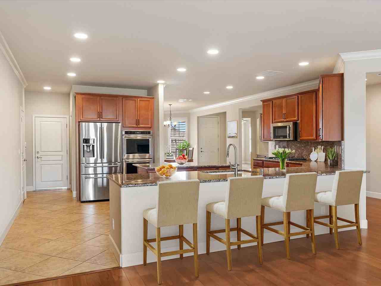 1335 Wakefield Trl - Photo 3 of 18