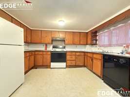 featured image of 195 Mount Auburn Street #1