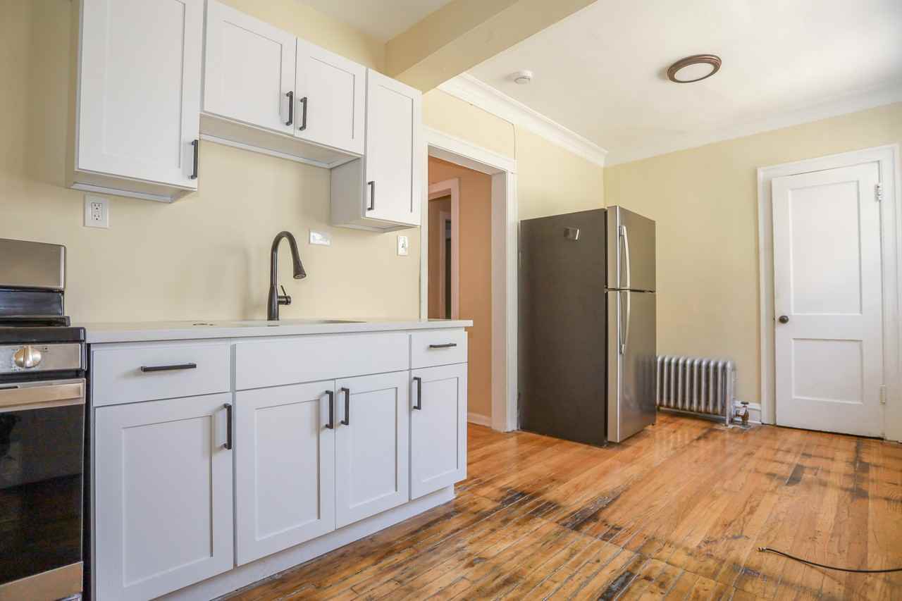 4053 W School St #3S - Photo 2 of 7